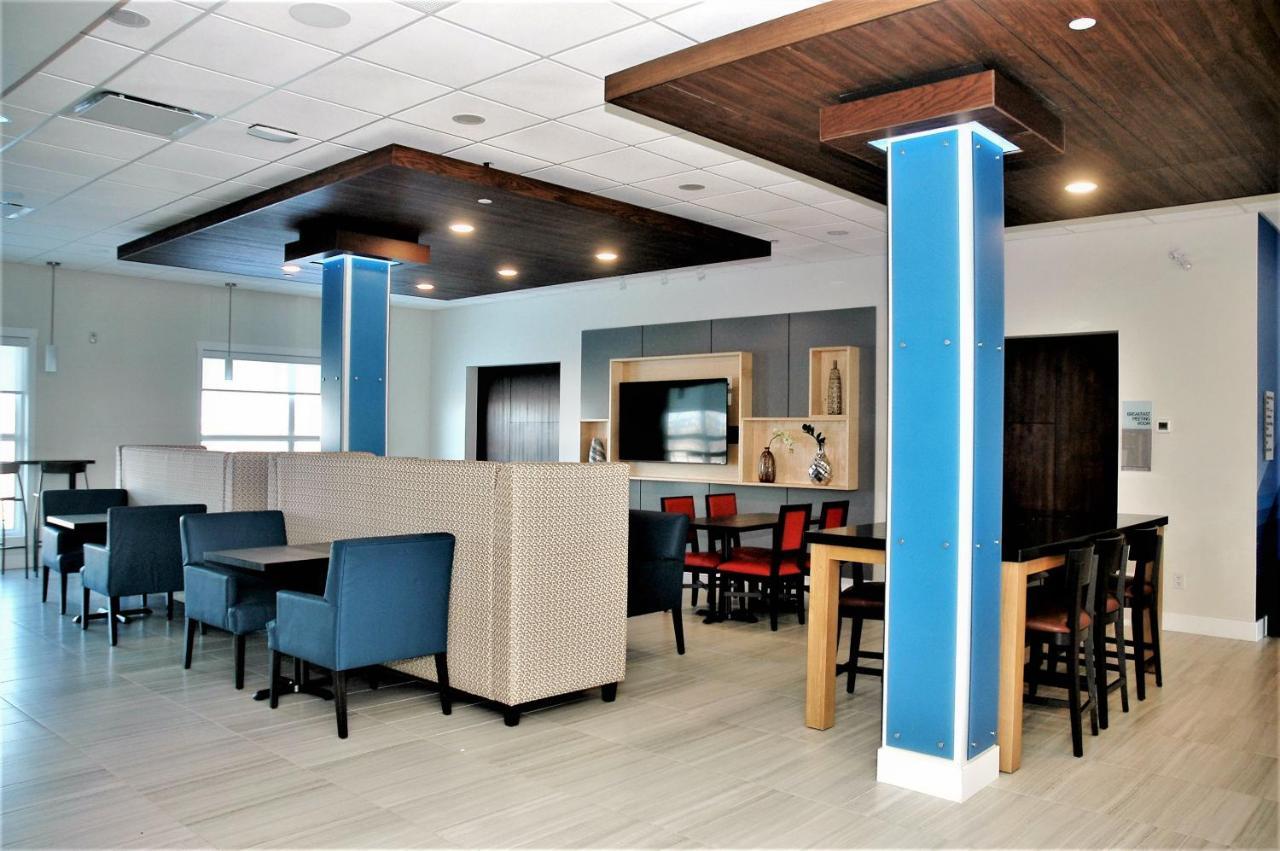 Holiday Inn Express & Suites - Edmonton Sw - Windermere By Ihg Ngoại thất bức ảnh
